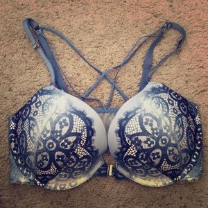 ⭕️ Like NEW Gorgeous VS bra! 💕